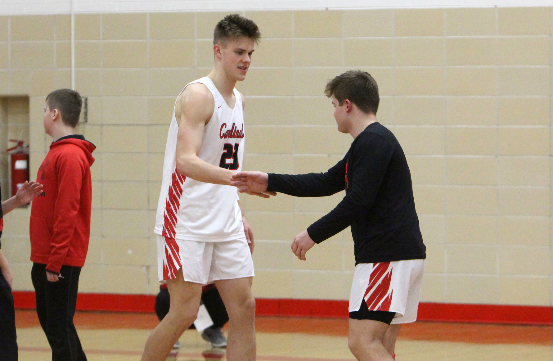 Eau Claire Memorial at Chi-Hi boys basketball 1-4-19